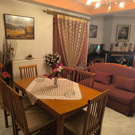 Trident Apartments Nafplio Ngoại thất bức ảnh